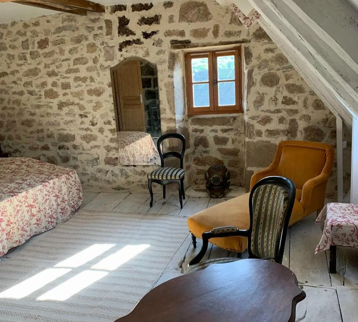 Maison D'Augusta Mayrinhac-Lentour