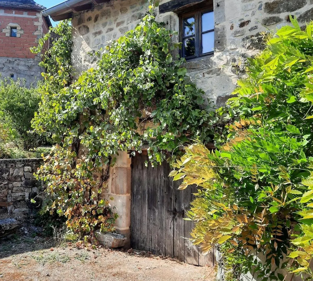 Maison D'Augusta Mayrinhac-Lentour Hébergement de vacances